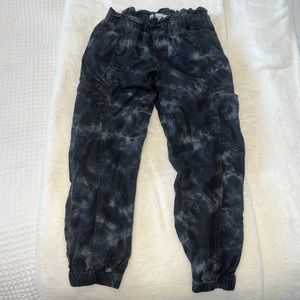 Girls’ tie dye joggers